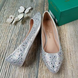 New LAUREN LORRAINE silver rhinestones flats